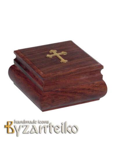 Wooden box - Linen box