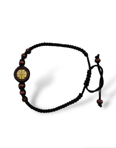 βραχιόλι μακραμέ μαύρο με ξύλινες χάντρες και 'ελέησον' βυζάντεικο - bracelet black makrame with wooden beads 'have mercy' 1