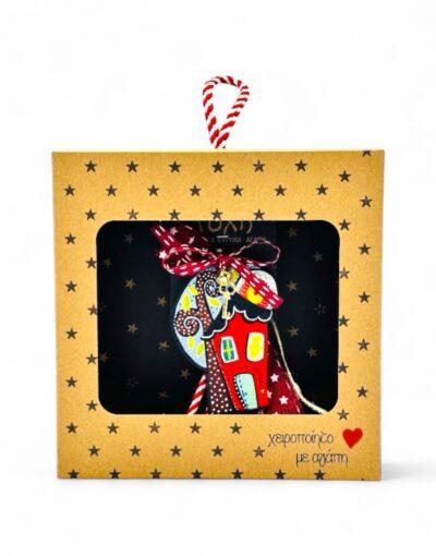 γούρι σπίτι ξύλινο σε κουτί δώρου - byzanteiko wooden house charm house in gift box 18